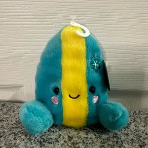 NWT Fynn surfboard palm pal